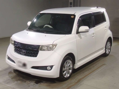 TOYOTA BB