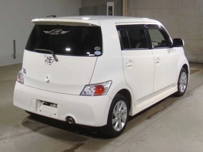 TOYOTA BB