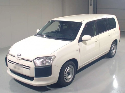 MAZDA FAMILIA VAN
