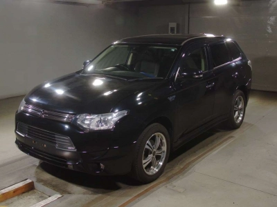 MITSUBISHI OUTLANDER PHEV