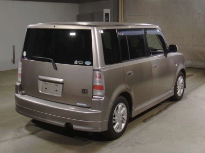 TOYOTA BB