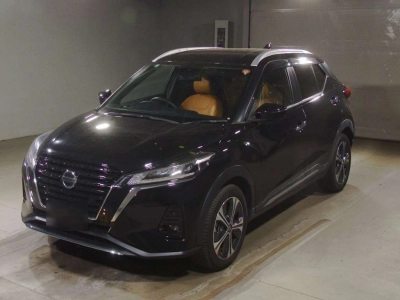 NISSAN KICKS