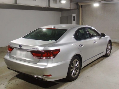LEXUS LS