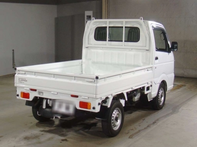 NISSAN NT100 CLIPPER