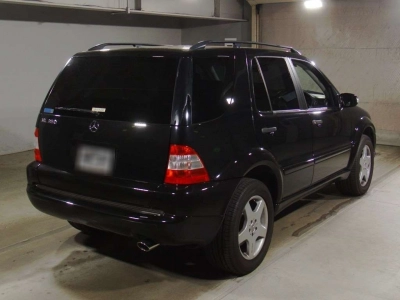 MERCEDES BENZ M CLASS