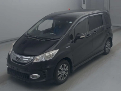 HONDA FREED HYBRID