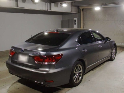 LEXUS LS