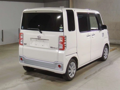 DAIHATSU WAKE