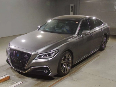 TOYOTA CROWN HYBRID