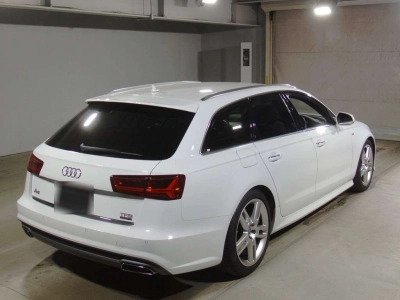 AUDI A6 AVANTE