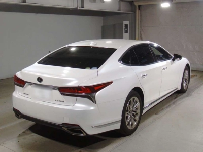 LEXUS LS