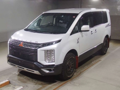 MITSUBISHI DELICA D:5