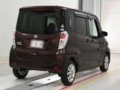 NISSAN DAYZ ROOX