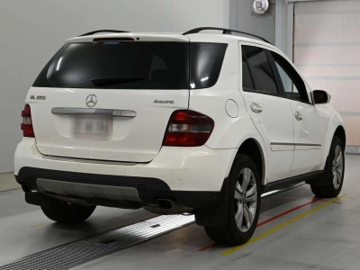 MERCEDES BENZ M CLASS