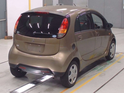 MITSUBISHI I