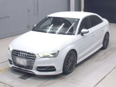 AUDI S3 SEDAN