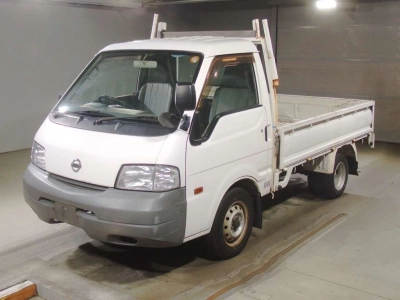 NISSAN VANETTE TRUCK