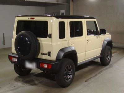 SUZUKI JIMNY NOMADE