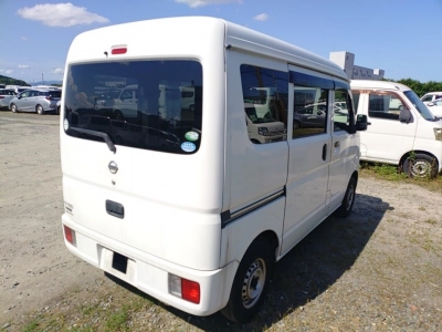 NISSAN NV100 CLIPPER