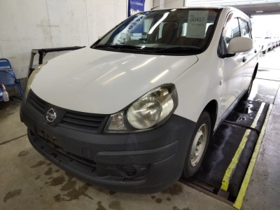 NISSAN AD