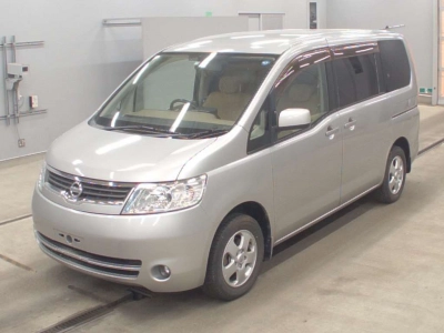 NISSAN SERENA