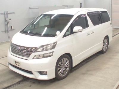 TOYOTA VELLFIRE