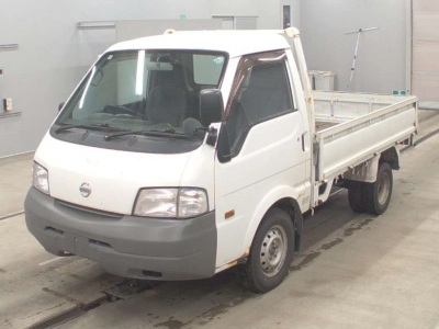 NISSAN VANETTE TRUCK
