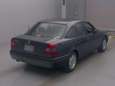 MERCEDES BENZ C CLASS