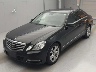 MERCEDES BENZ E CLASS