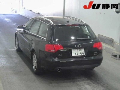 AUDI A4 AVANTE