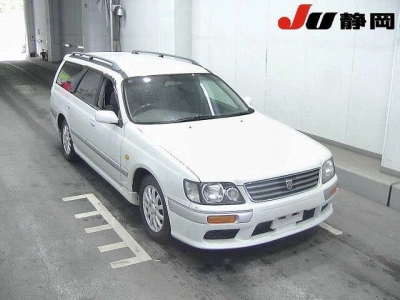 NISSAN STAGEA