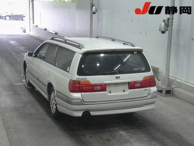 NISSAN STAGEA