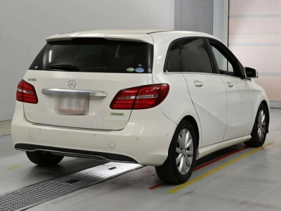 MERCEDES BENZ B CLASS