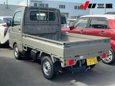 NISSAN CLIPPER TRUCK