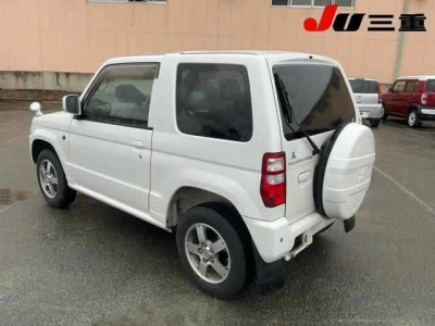 MITSUBISHI PAJERO MINI