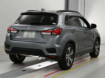 MITSUBISHI RVR
