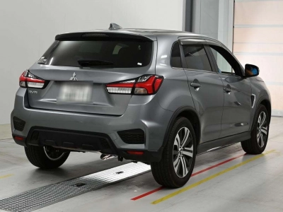 MITSUBISHI RVR