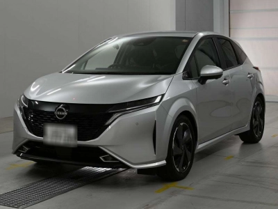 NISSAN AURA