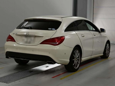 MERCEDES BENZ CLA SHOOTING BRAKE