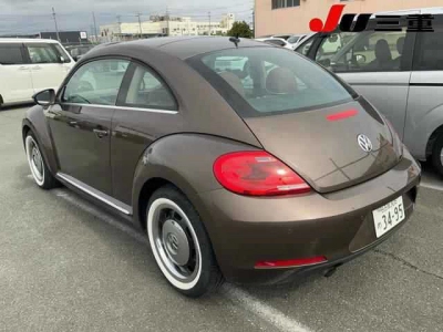 VOLKSWAGEN THE BEETLE