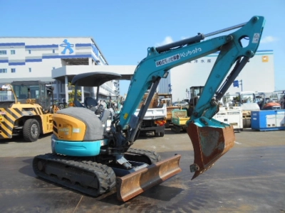 KUBOTA KUBOTA