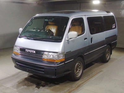 TOYOTA HIACE WAGON