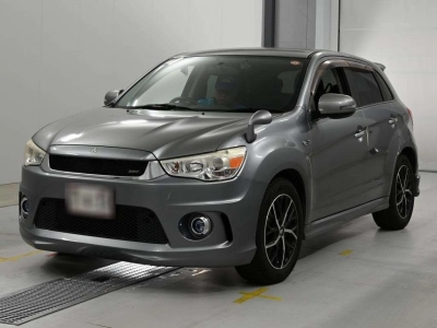 MITSUBISHI RVR