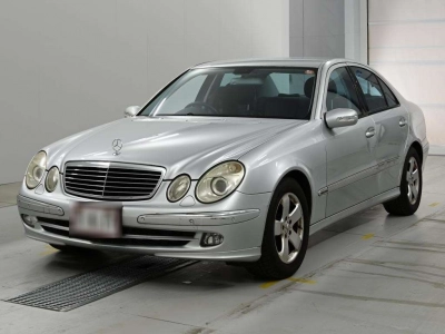 MERCEDES BENZ E CLASS