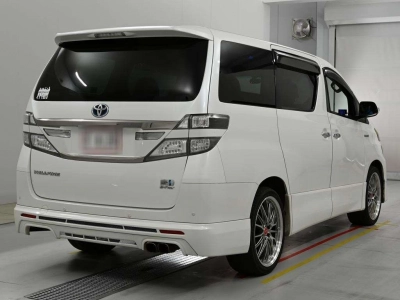 TOYOTA VELLFIRE HYBRID