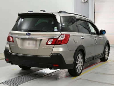 SUBARU EXIGA CROSSOVER 7