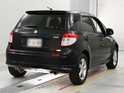SUZUKI SX4