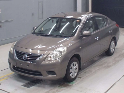 NISSAN TIIDA LATIO