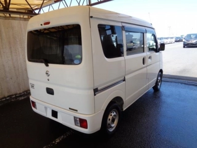 NISSAN NV100 CLIPPER