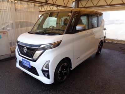 NISSAN ROOX